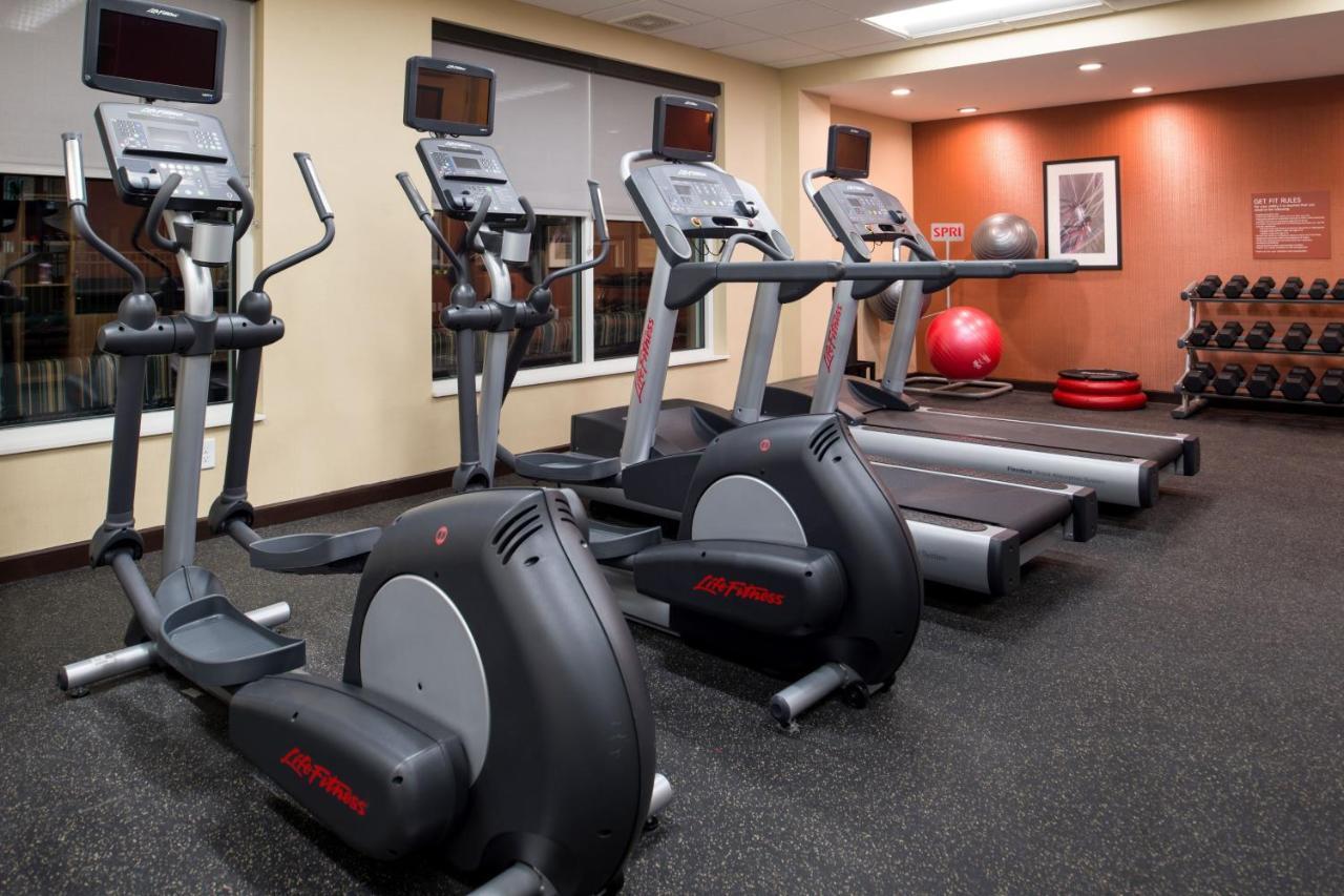 Towneplace Suites By Marriott Charleston-West Ashley Dış mekan fotoğraf