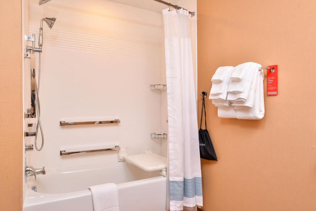Towneplace Suites By Marriott Charleston-West Ashley Dış mekan fotoğraf