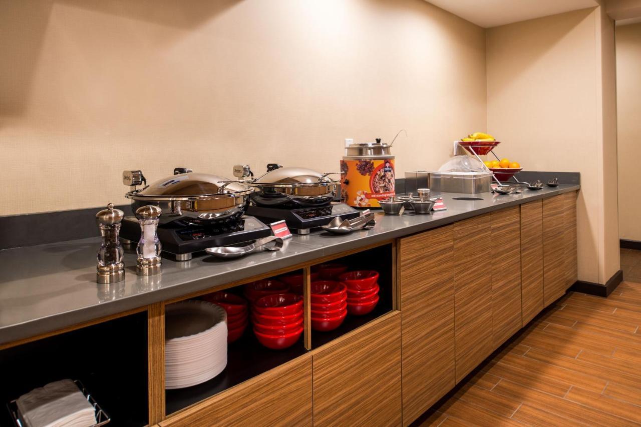 Towneplace Suites By Marriott Charleston-West Ashley Dış mekan fotoğraf